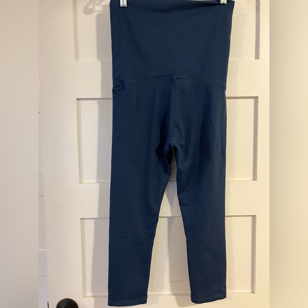 Kindred Bravely Maternity Crop Legging